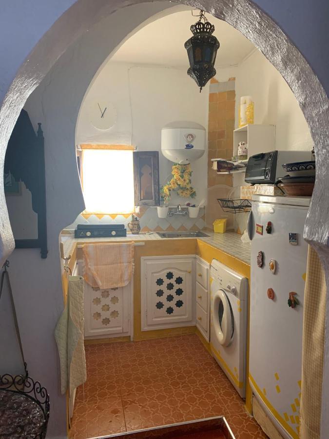 Hathor ,Casa Marroqui Con Dos Terrazas En La Medina Antigua , Ideal Parejas!! Wifi!! 아실라 외부 사진